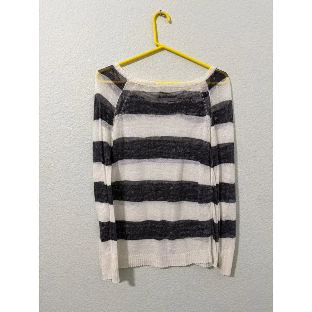Brochu Walker Striped Lightweight Linen Crewneck Sweater - White & Black - Picture 5 of 5